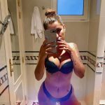 Jeune brunette disponible pour rencontre coquine sans tabou image 190252