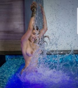 Douce Beth image 200913