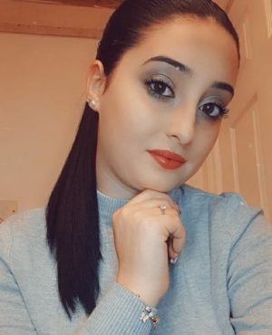 Michelle young busty brunette party girl image 201604