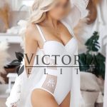 Keira – natural beauty image 205885