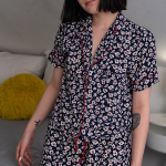 Elizabeth James image 207331