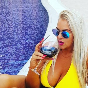 Erfaren MILF Helen image 208197