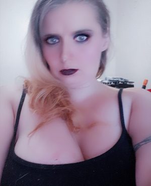Katarina Monroe in Vancouver, photo 2