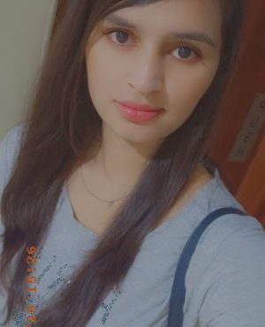 Rabia Khan in Dubai, photo 3