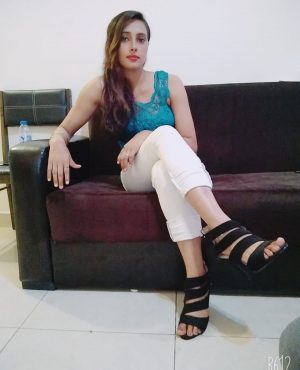 Nisha in Dubai, photo 3