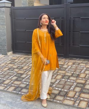 Riya in Dubai, photo 2
