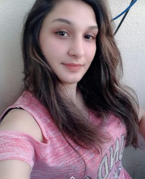 Simran Kaur in Dubai, photo 3