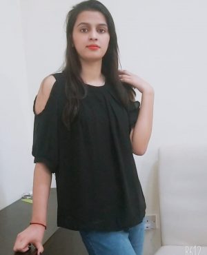 Pragya in Dubai, photo 2