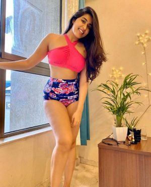 Rashmi in Dubai, photo 2