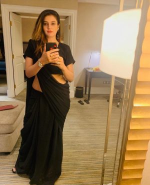 Anshika in Dubai, photo 2