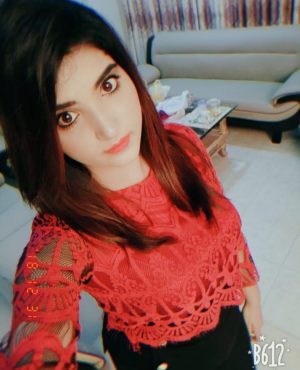 Binita in Dubai, photo 2
