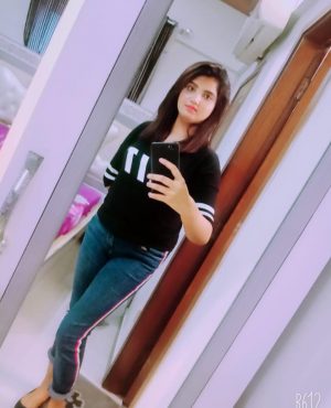 Anshu in Dubai, photo 2