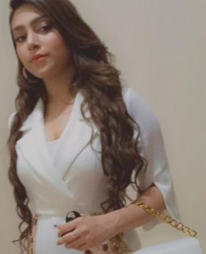 Anjali in Dubai, photo 3