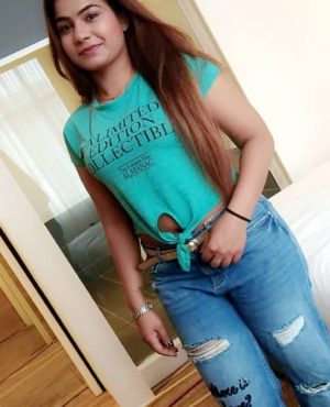 Sofia in Dubai, photo 2