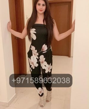 Miss Versha in Abu Dhabi, photo 3