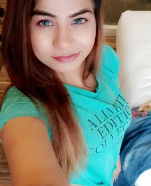Sandhya in Dubai, photo 2