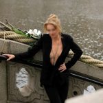 Discover a charming, sexy and refined high class independent companion. image 271202