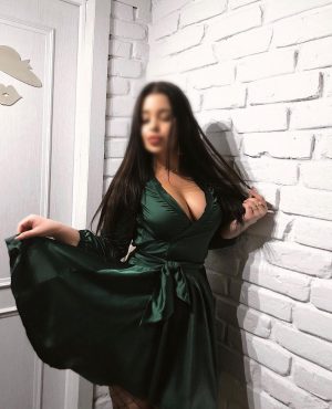 Samira in Dubai, photo 3