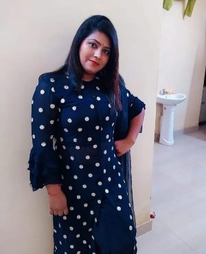 LOW PRICE HIGH PROFILE INDIAN HOT GIRLS PROVIDE in Modena, photo 2