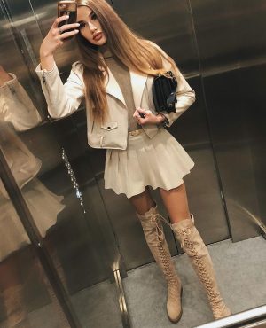 Kristina in Dubai, photo 3