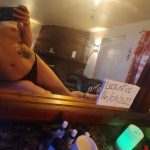 Sexy babe irlandaise tattooé image 336482