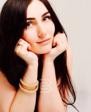Stoke-on-Trent Escorts – Andrea in Birmingham, photo 2