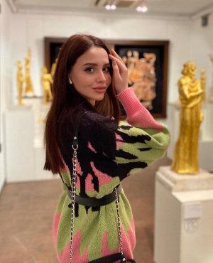 Mila in Warsaw, photo 3