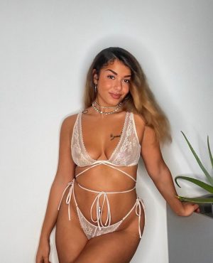 Leah HOT!! image 347609