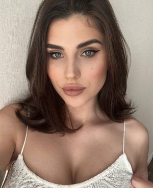 Sweet Russian girl in Dubai, photo 2