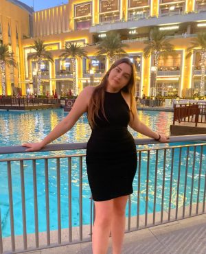 Linda in Dubai, photo 2