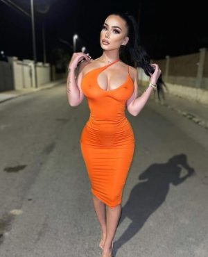 Hola chicos soy nueva besos con lengua por la zona image 384459