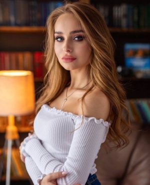 Liana in Warsaw, photo 3
