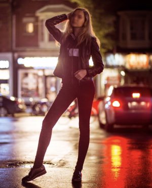 Nicoleta in Bucharest, photo 3