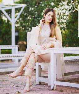 Call Girls in Singapore Are a Discreet Way to Find image 425820