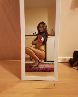 Cryss image 440270