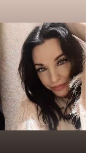 Här Har Ni Mig En Snygg Ts Milf image 441781