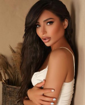 Daniela in Dubai, photo 2