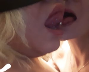 Är en ära att få hjälp andra leva ut sina kinkis image 455036