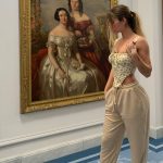 Discreet meeting image 477218