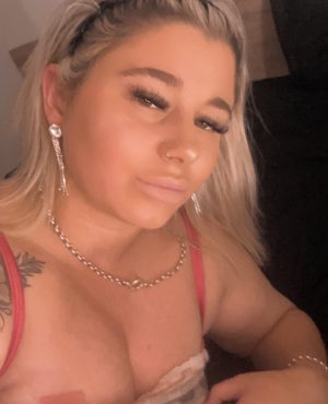 Kenzie lee in Melbourne, photo 3