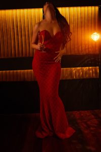 Curvy Polynesian Beauty – Nina Stone – 0402 743 999 image 498681