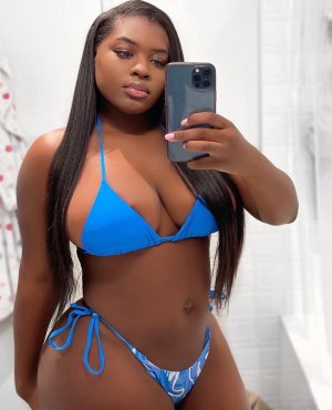 SEXY VALERIE image 527451