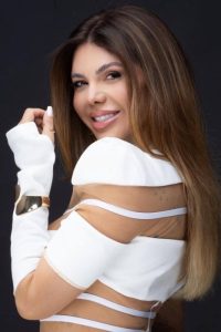 Danone,

                agency
                Aura image 545599