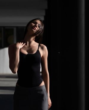Anna,
                independent image 545668