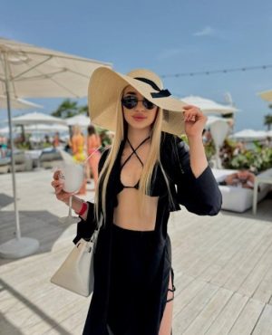 Barbie,
                independent image 546645