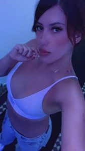 Sammy,

                agency
                Pink Passion image 546776