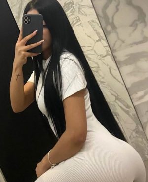 Brittany,

                agency
                Rose image 546852