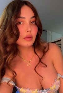 Lara Khalifa,

                independent image 547004