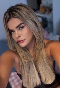 Kalina,

                agency
                Aura image 547223