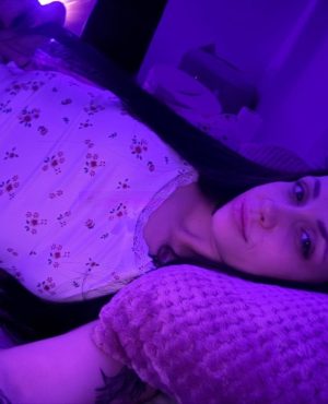 Diana,

                independent image 547701